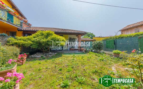 casa indipendente in vendita a Linarolo