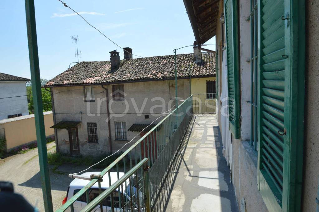 appartamento in vendita a Linarolo in zona Vaccarizza