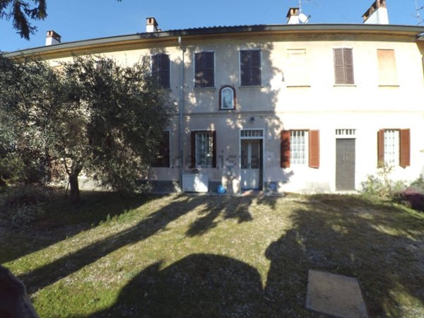 appartamento in vendita a Linarolo