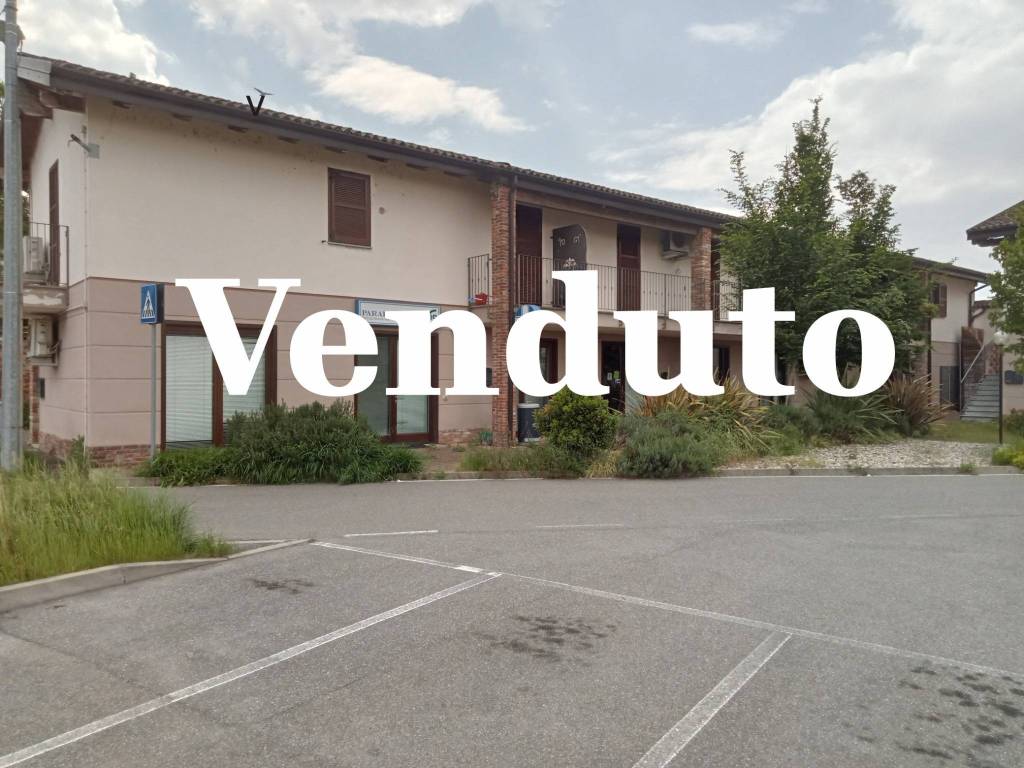 appartamento in vendita a Linarolo