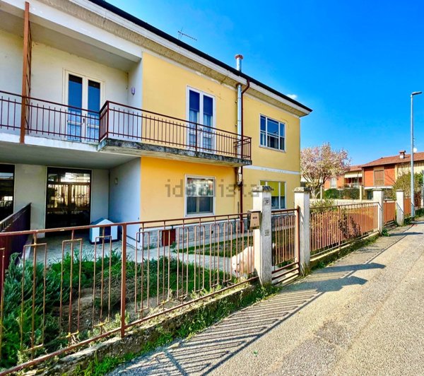 casa indipendente in vendita a Linarolo