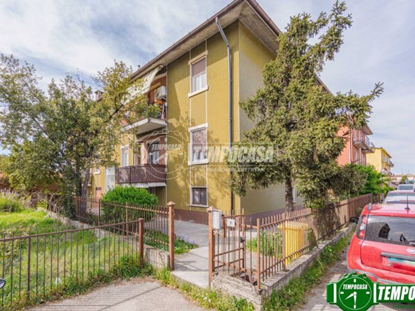 appartamento in vendita a Linarolo