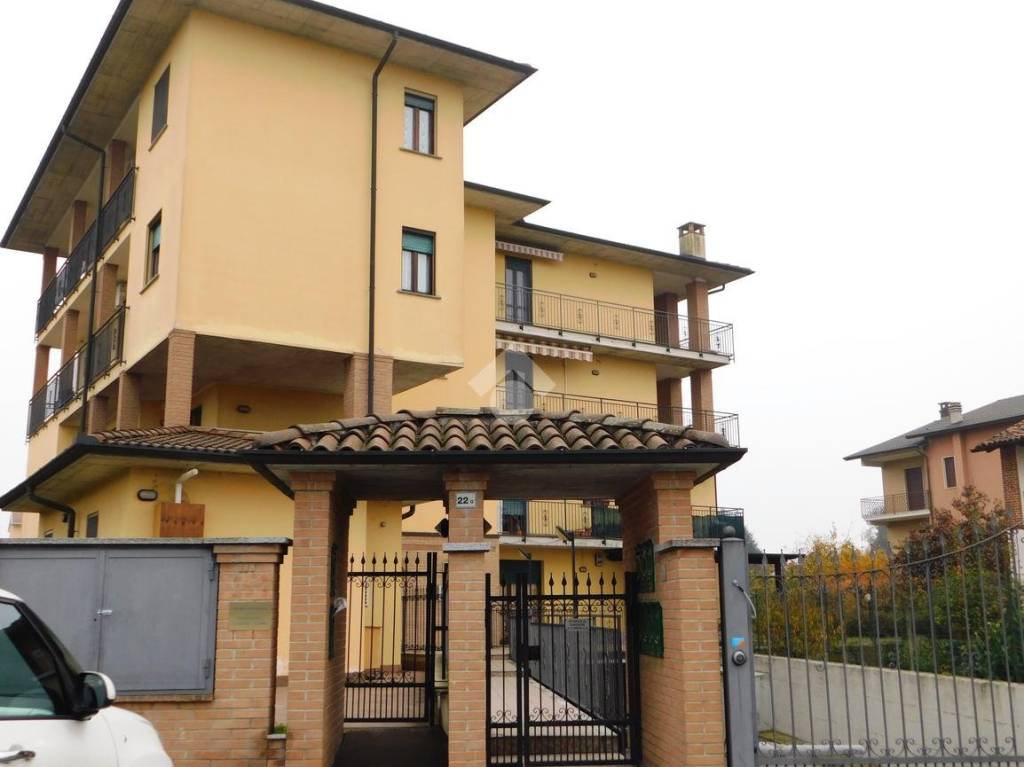 appartamento in vendita a Linarolo