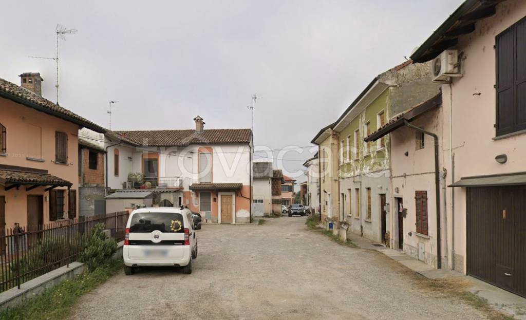 casa indipendente in vendita a Linarolo