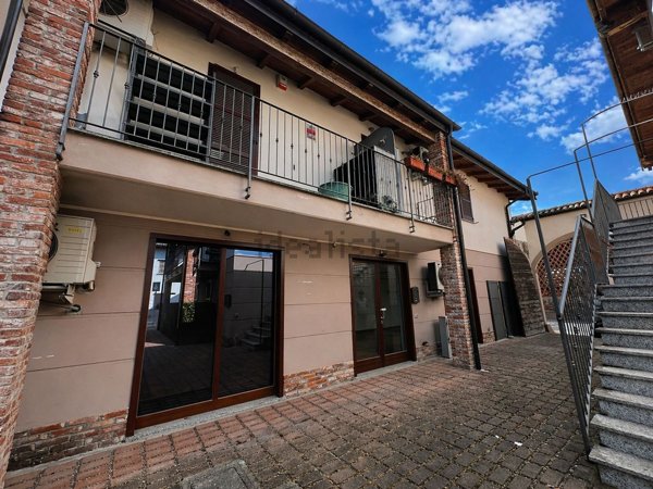 appartamento in vendita a Linarolo