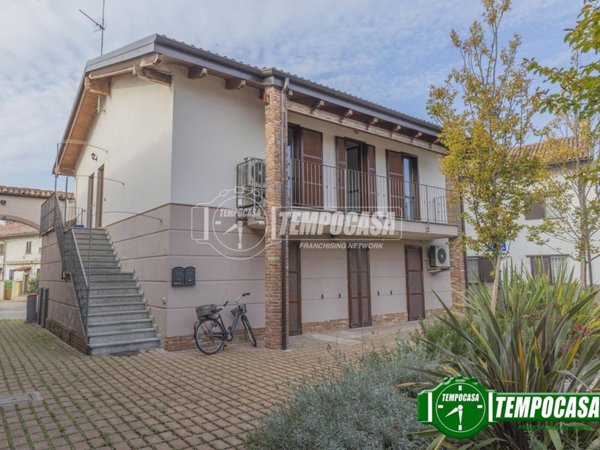 appartamento in vendita a Linarolo