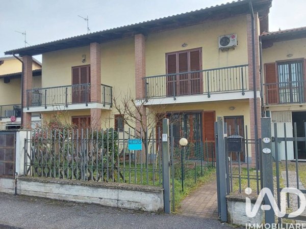 casa indipendente in vendita a Linarolo in zona San Leonardo