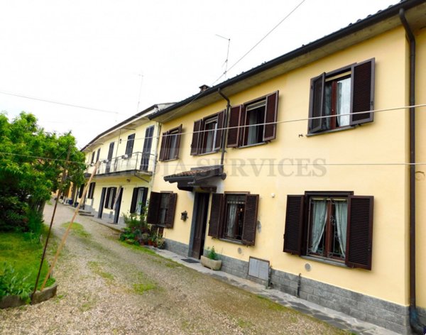 casa indipendente in vendita a Lomello