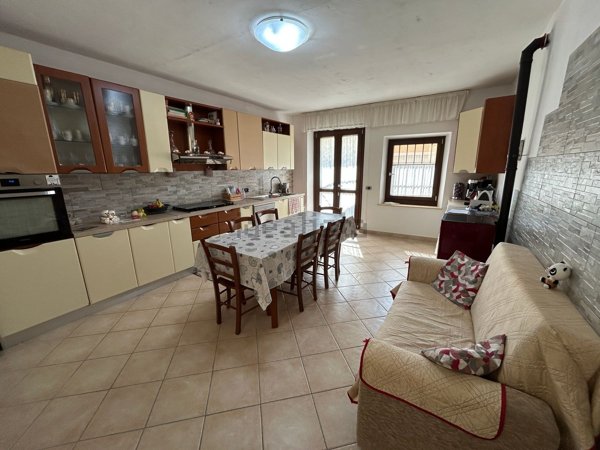 casa indipendente in vendita a Lomello