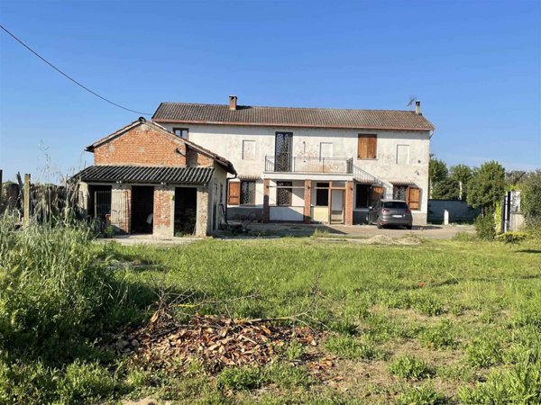 casa indipendente in vendita a Lomello