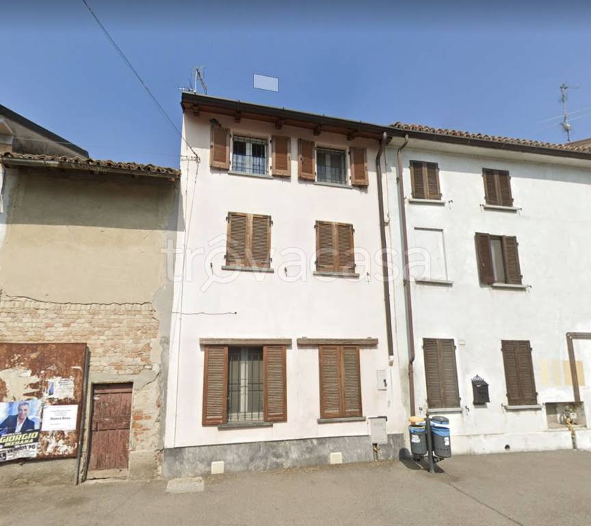casa indipendente in vendita a Lungavilla