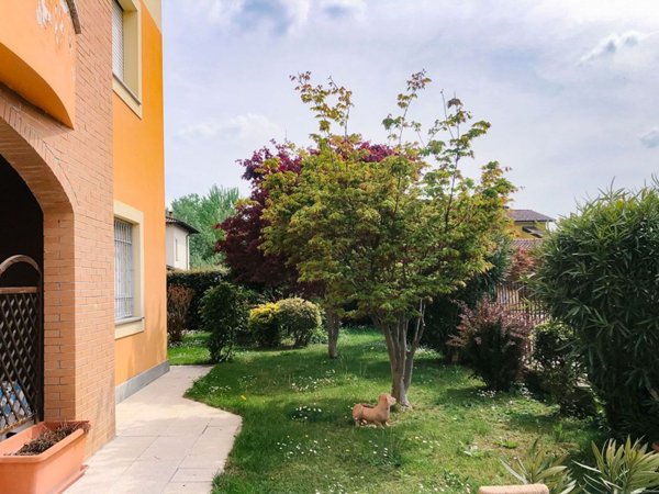 appartamento in vendita a Lungavilla