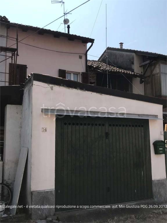 casa indipendente in vendita a Lungavilla