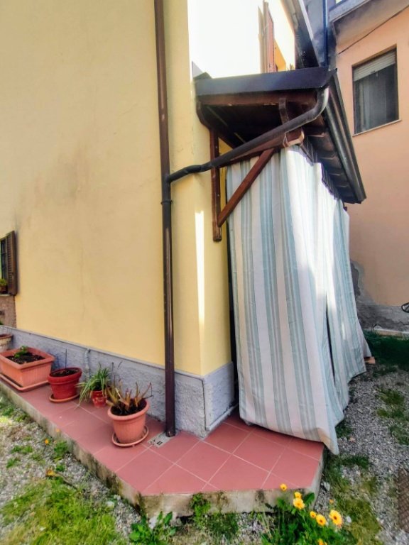 casa indipendente in vendita a Lungavilla