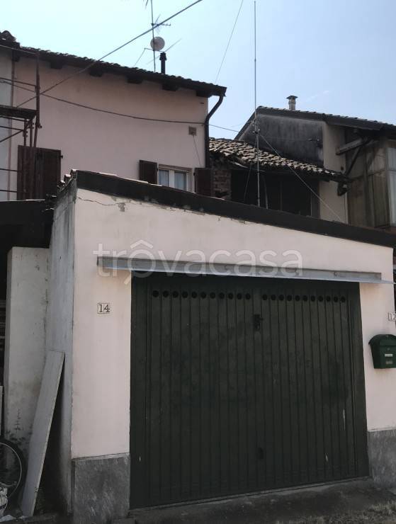 casa indipendente in vendita a Lungavilla