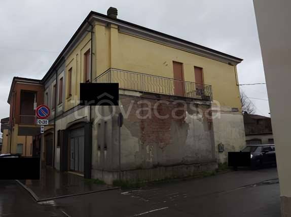 appartamento in vendita a Lungavilla