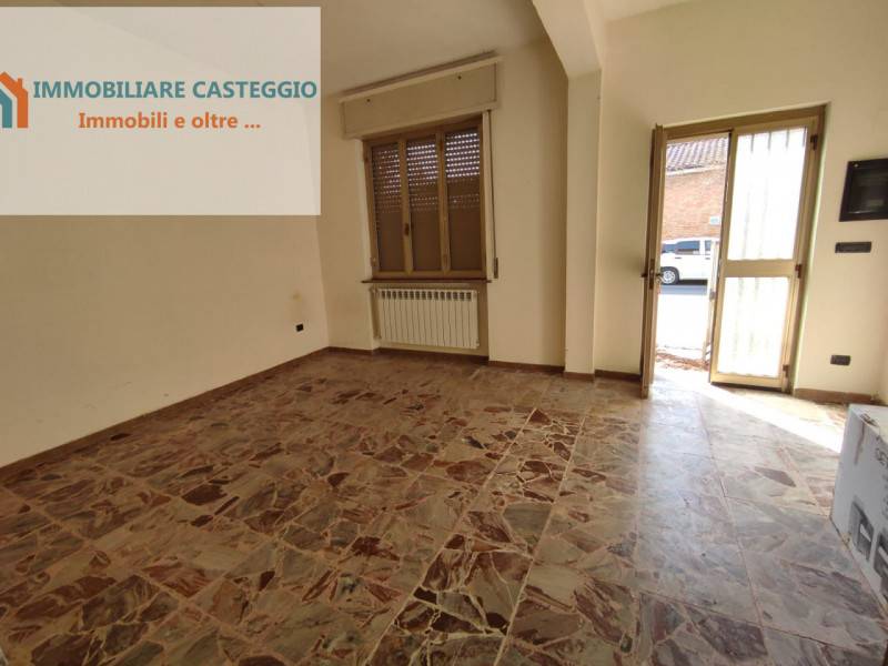 casa semindipendente in vendita a Lungavilla