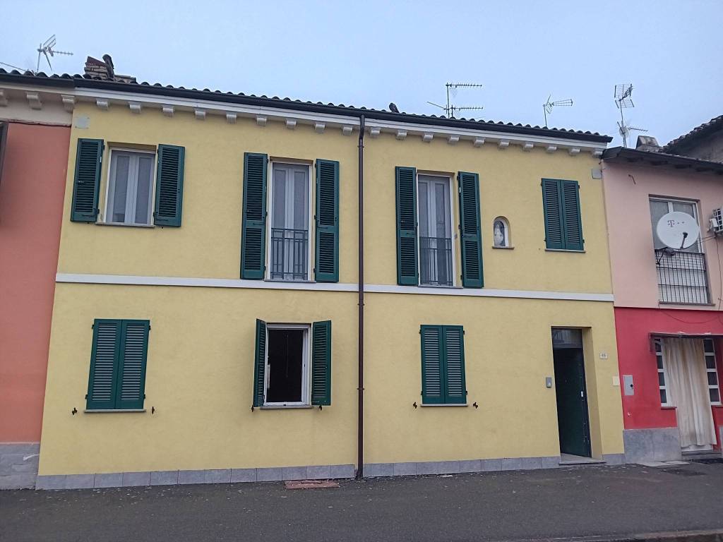 appartamento in vendita a Lungavilla