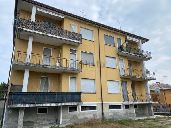 appartamento in vendita a Lungavilla