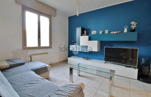 casa indipendente in vendita a Lungavilla