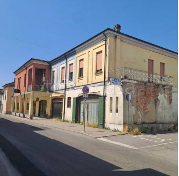 appartamento in vendita a Lungavilla