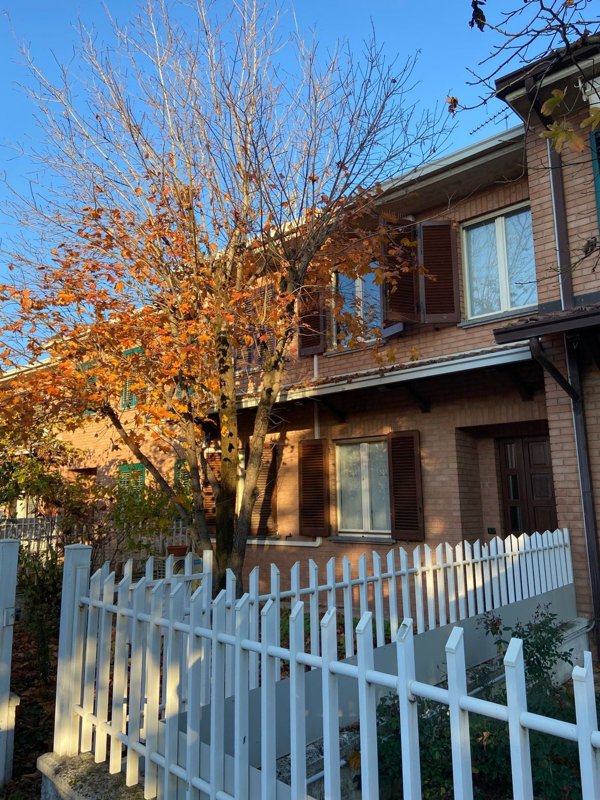 casa semindipendente in vendita a Lungavilla