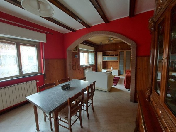 casa indipendente in vendita a Lungavilla