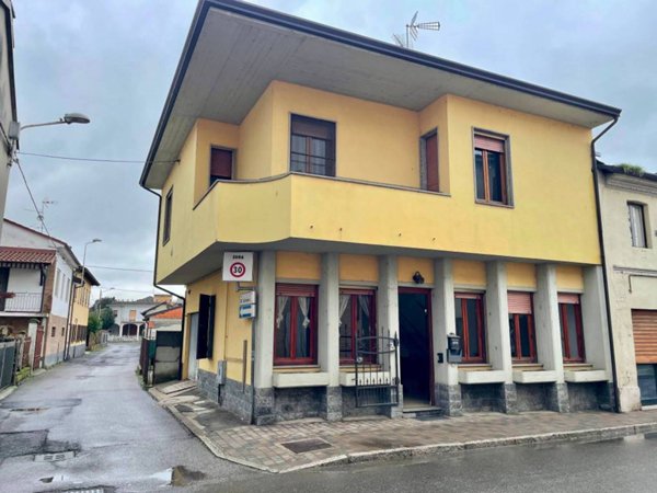 appartamento in vendita a Lungavilla