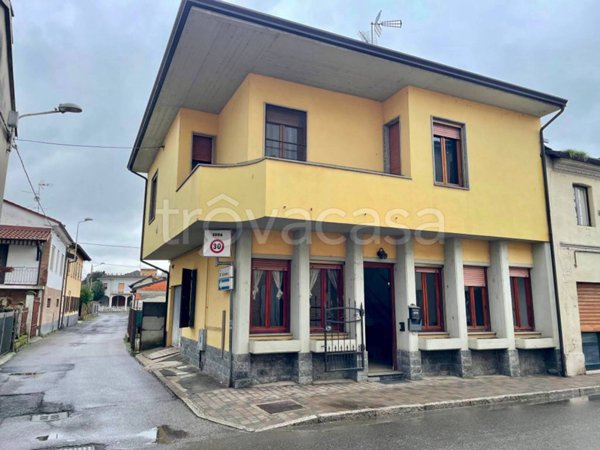 appartamento in vendita a Lungavilla