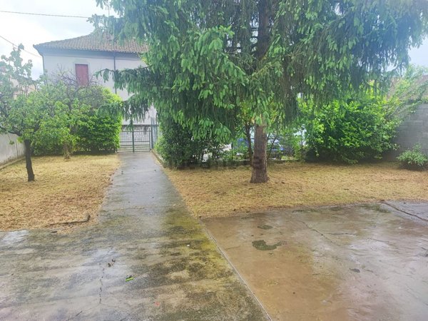 appartamento in vendita a Lungavilla