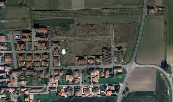 terreno edificabile in vendita a Lungavilla