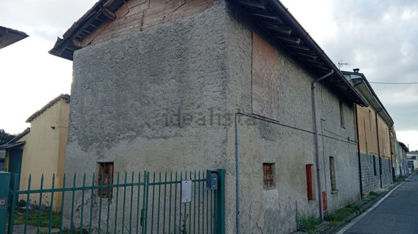 appartamento in vendita a Magherno