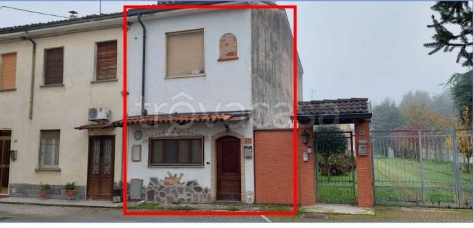 casa indipendente in vendita a Magherno