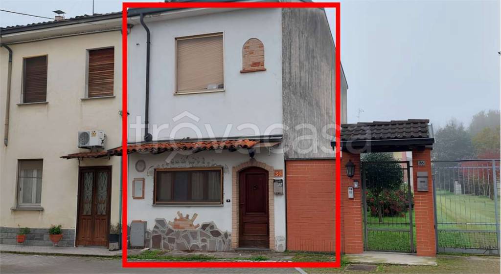 appartamento in vendita a Magherno