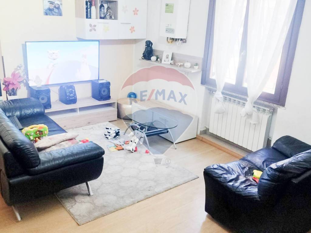 casa indipendente in vendita a Magherno