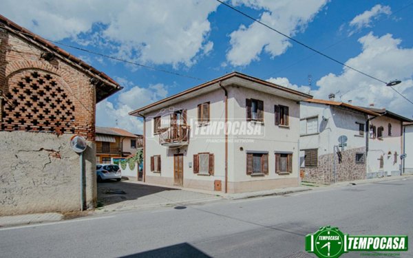 casa indipendente in vendita a Magherno