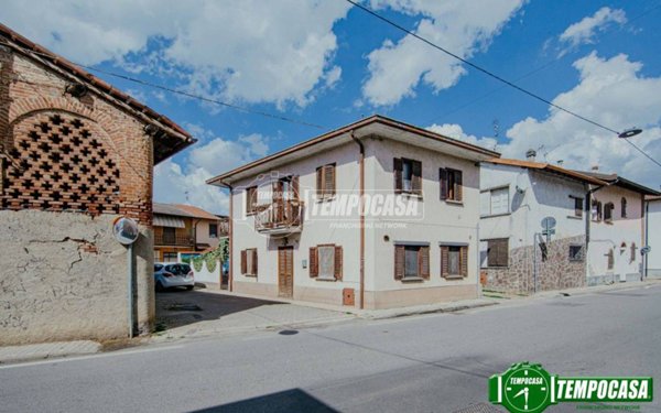 casa indipendente in vendita a Magherno