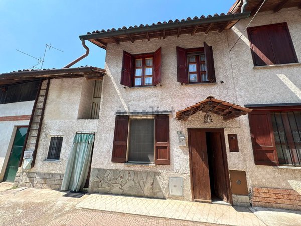 casa indipendente in vendita a Magherno