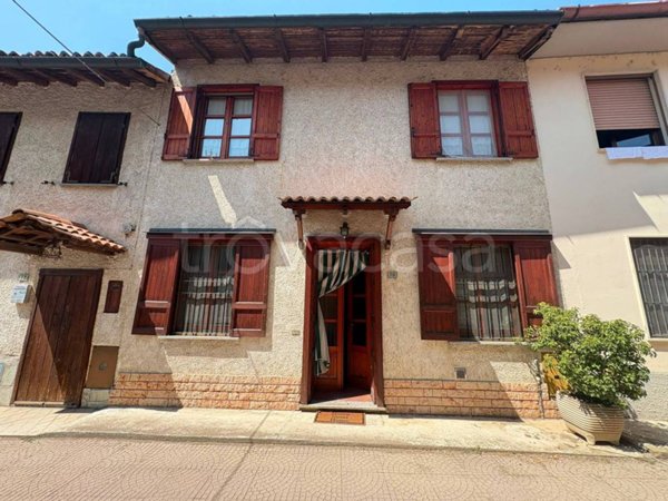 casa indipendente in vendita a Magherno
