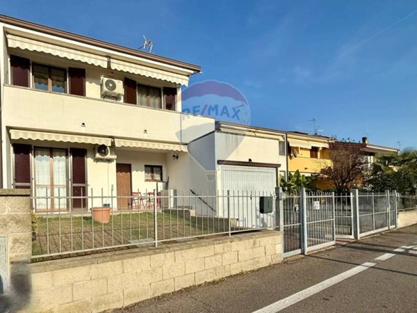 casa indipendente in vendita a Marcignago
