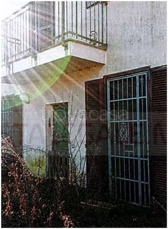 casa indipendente in vendita a Marcignago in zona Divisa