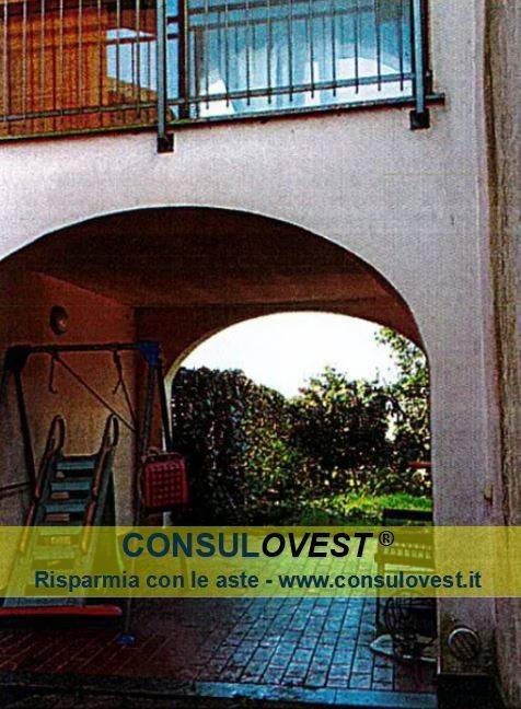 casa indipendente in vendita a Marcignago in zona Divisa