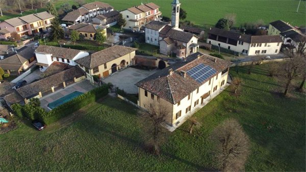 casa indipendente in vendita a Marzano