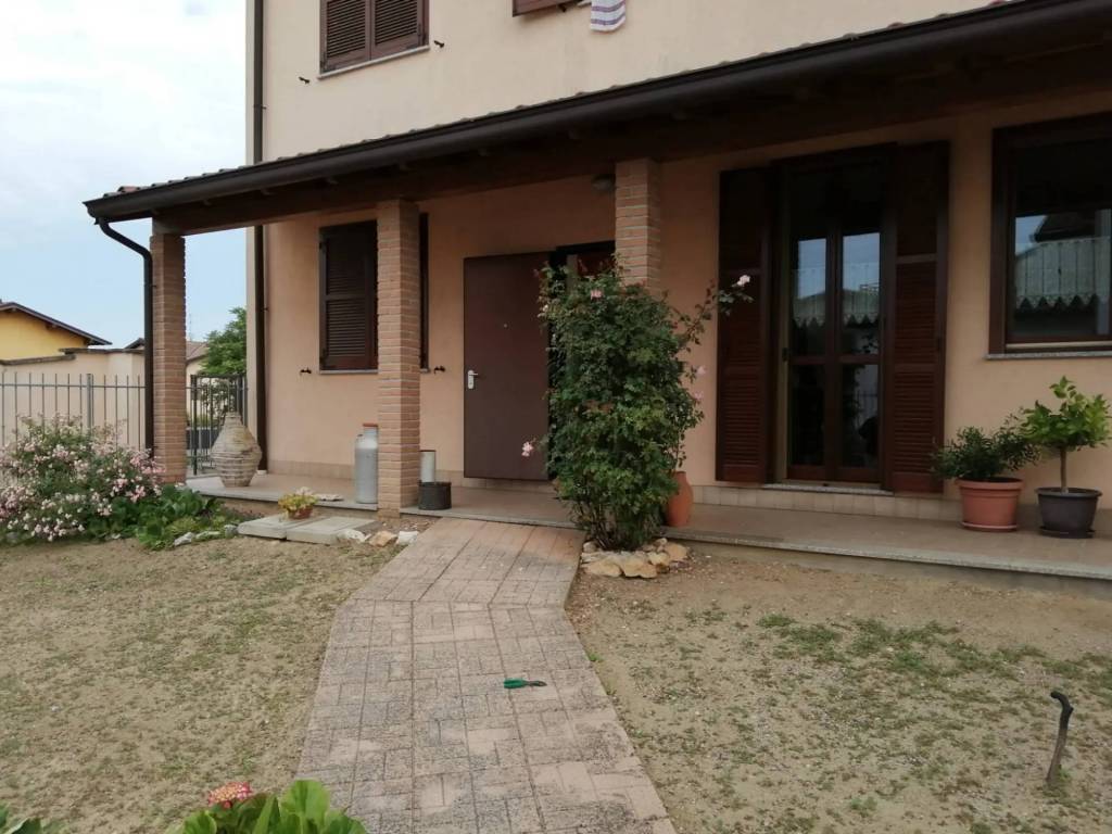 casa indipendente in vendita a Marzano