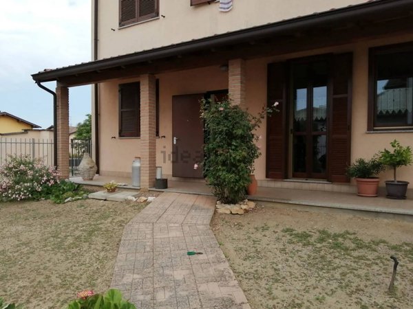 casa indipendente in vendita a Marzano