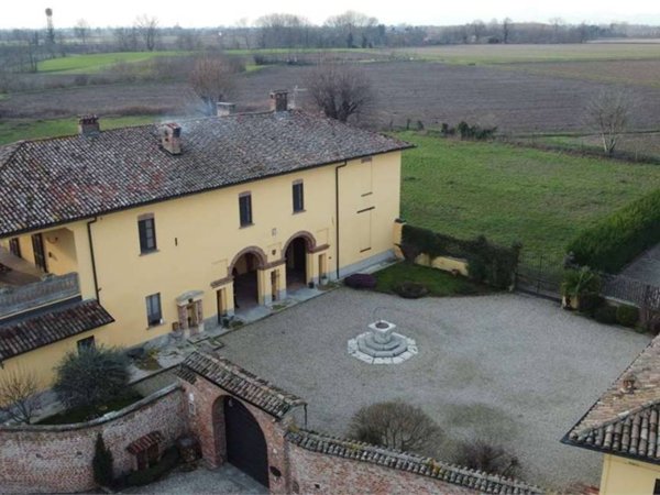 casa indipendente in vendita a Marzano