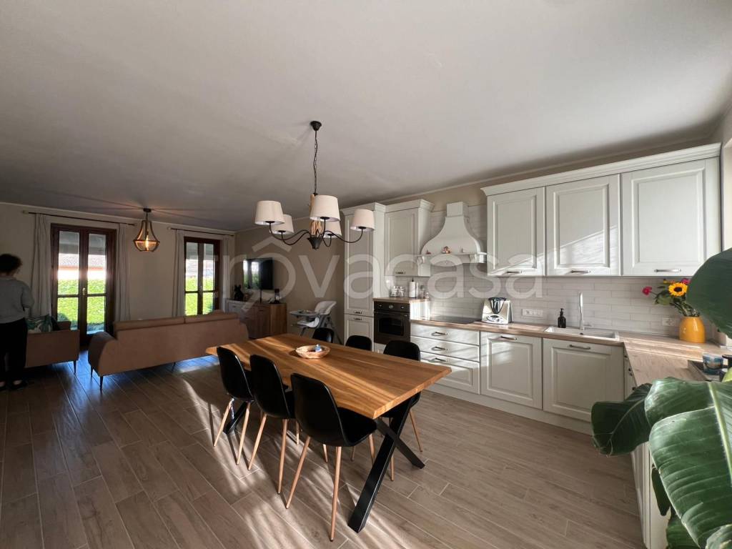 casa indipendente in vendita a Marzano