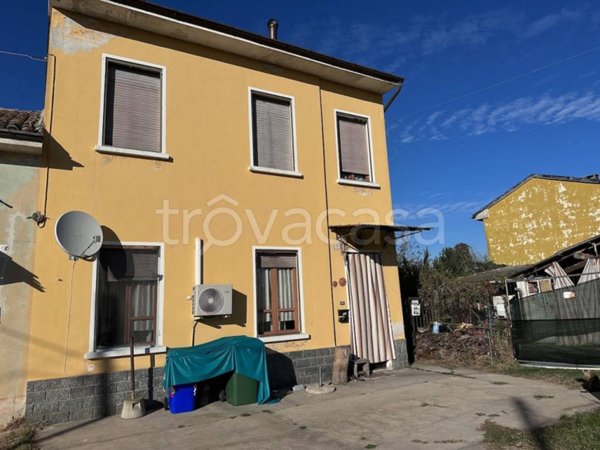casa indipendente in vendita a Mede in zona Goido