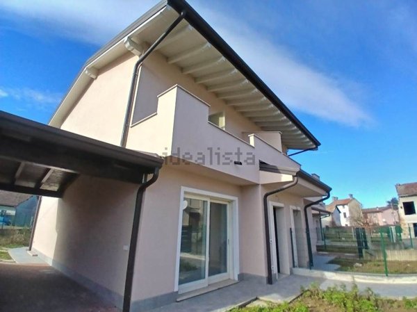 casa indipendente in vendita a Mede
