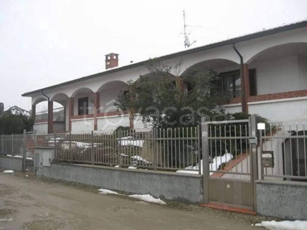 casa indipendente in vendita a Mede